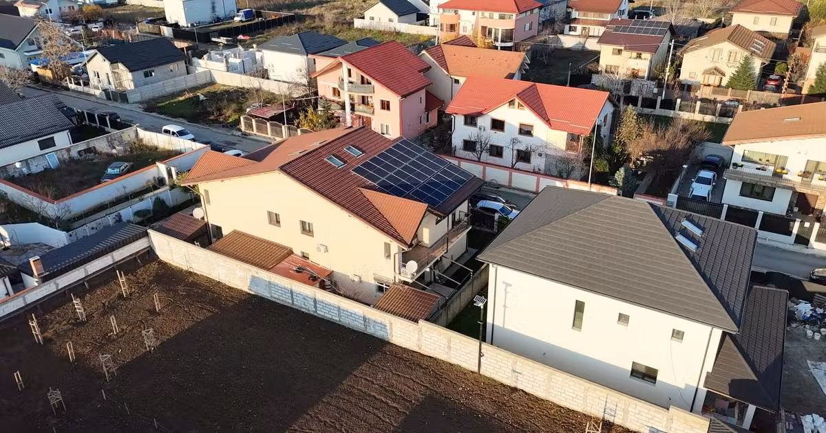 Casă individuală de vânzare cu 6 camere, mobilată în zona Pantelimon, Sector 2