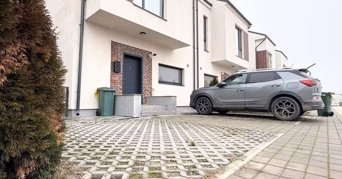Duplex de vânzare cu 4 camere în Tunari
