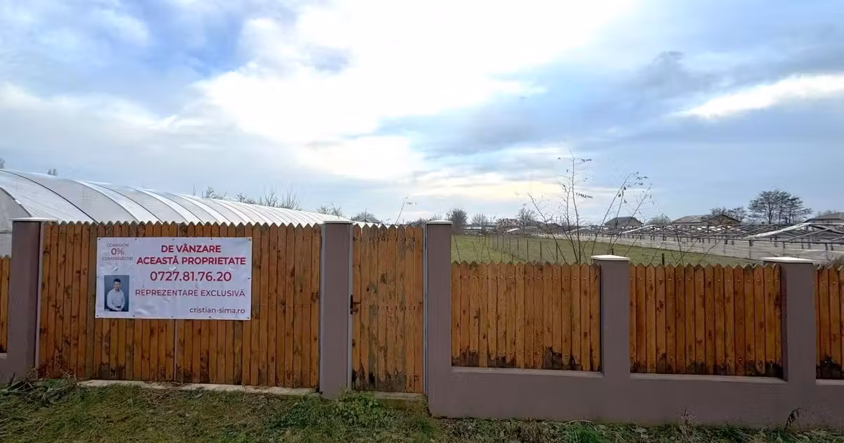 Teren intravilan de vânzare de 1290 mp, în Curcubeu