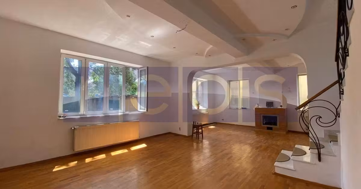 Casă individuală de vânzare cu 7 camere în zona Sălaj, Sector 5