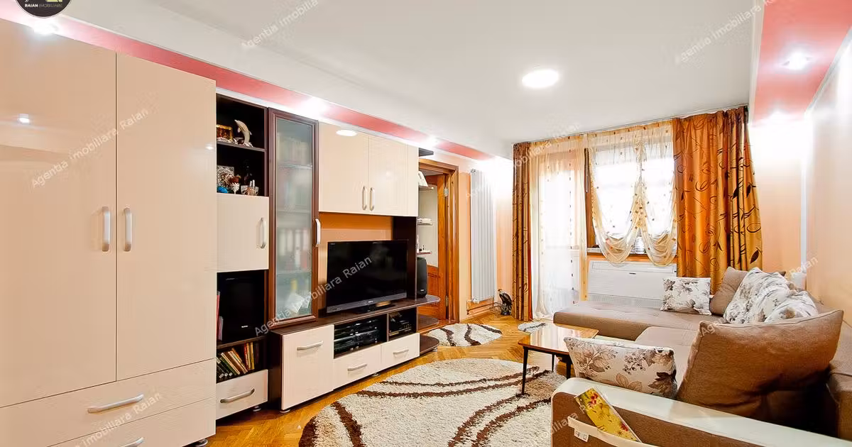Apartament de vânzare cu 3 camere, mobilat în zona Micro 19, Galați