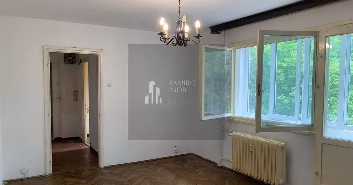 Apartament de vânzare cu 3 camere în zona P-ța Reșița, Sector 4