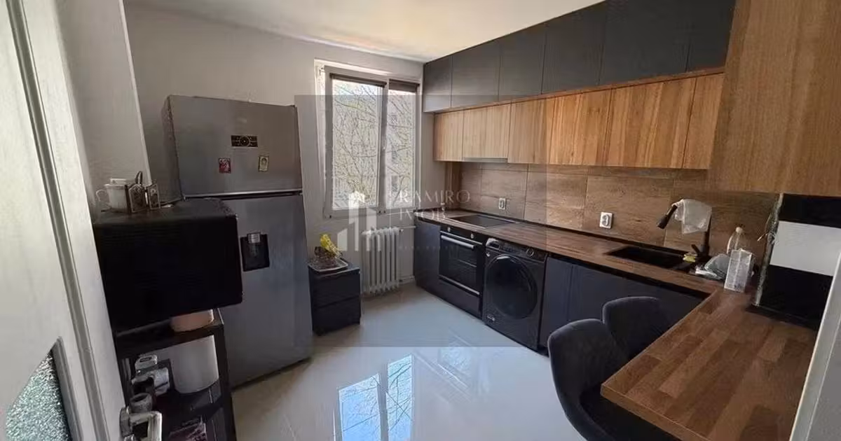 Apartament de vânzare cu 2 camere în zona Brâncoveanu, Sector 4