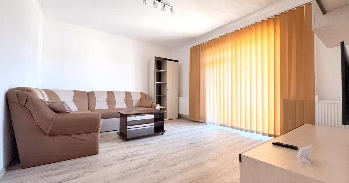 Apartament de vânzare cu 3 camere, mobilat în Giroc