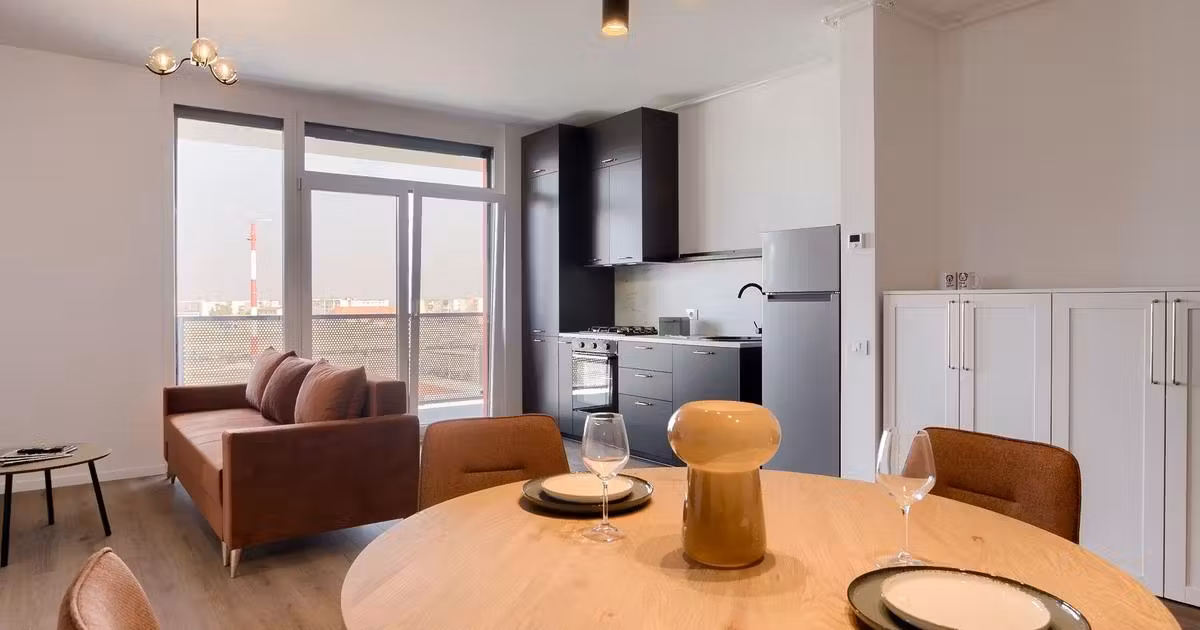 Apartament de vânzare cu 2 camere, mobilat în zona UTA, Arad