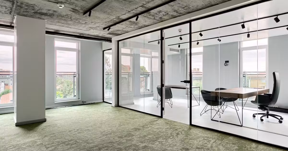 Birou de vânzare de 151 mp, în zona Ultracentral, Arad