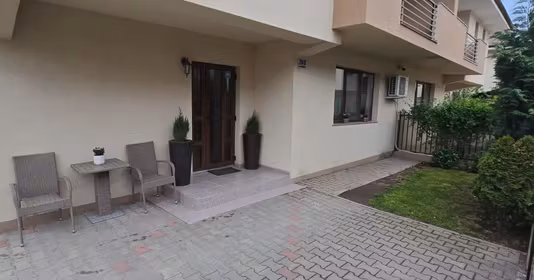 Apartament Florești