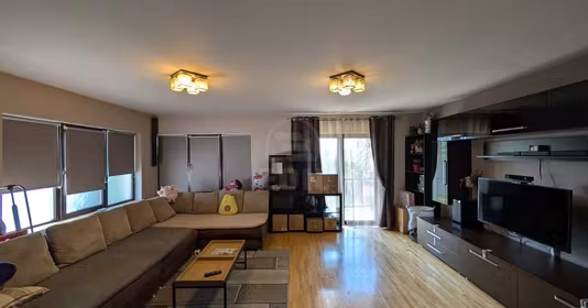 Apartament Florești