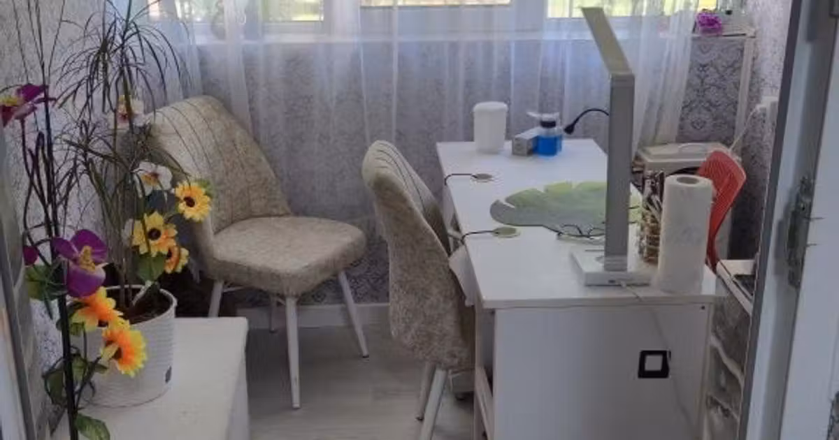 Apartament de vânzare cu 3 camere în zona Podu Roș, Iași