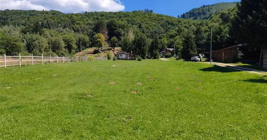 Teren Glăjărie