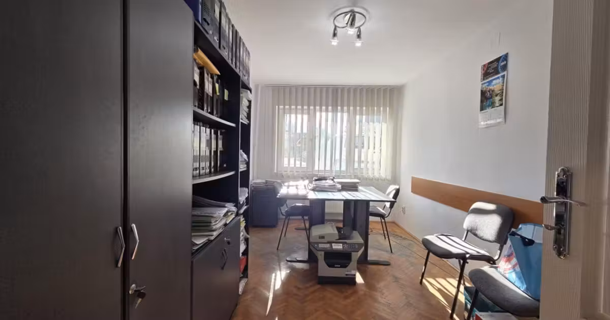 Apartament de vânzare cu 2 camere, mobilat în zona Malul Mureșului, Arad