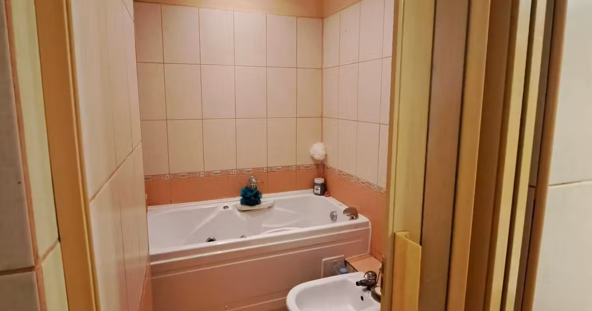 Apartament de vânzare cu 3 camere în zona Micro 19, Galați