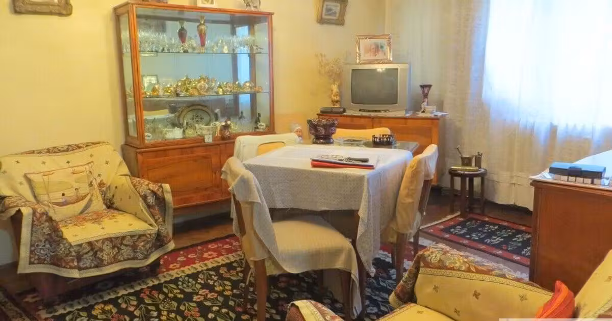 Apartament de vânzare cu 3 camere în zona Titan, Sector 3