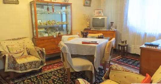Apartament Titan