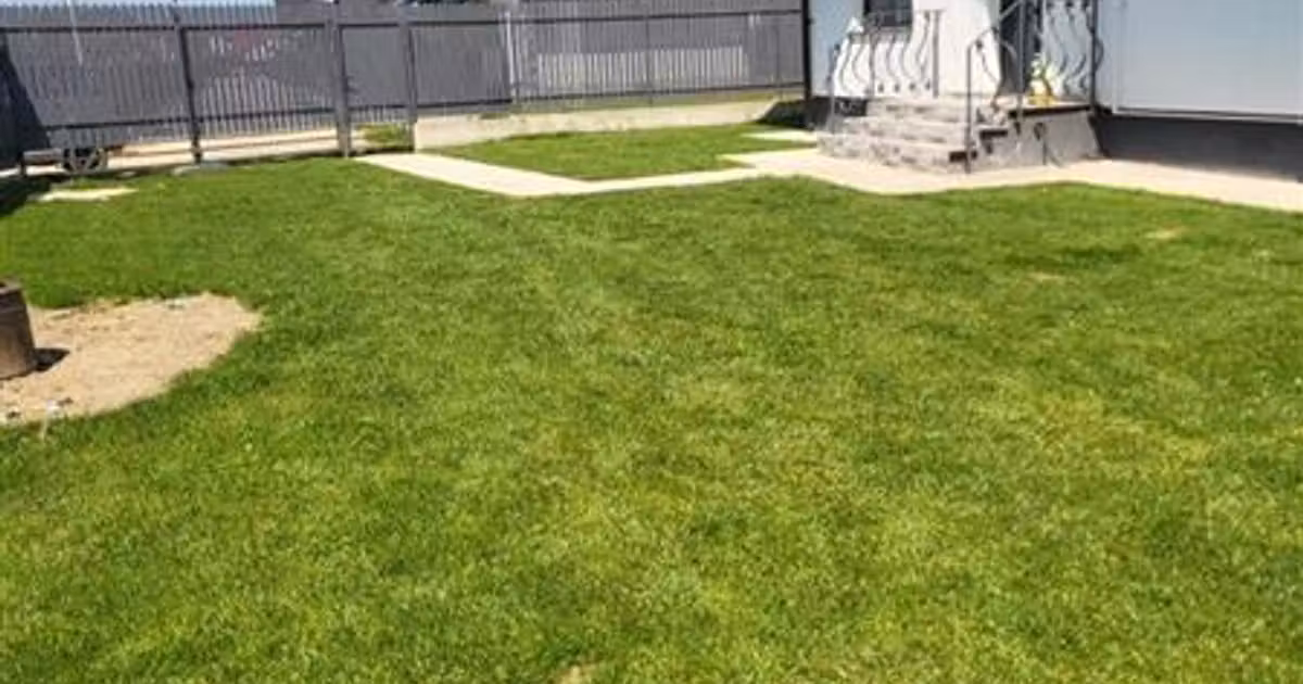 Casă de vânzare cu 3 camere în zona 9 Mai, Bacău