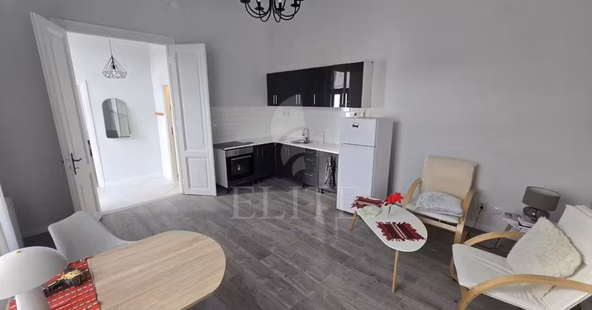 Apartament de vânzare cu 3 camere în zona Central, Cluj-Napoca