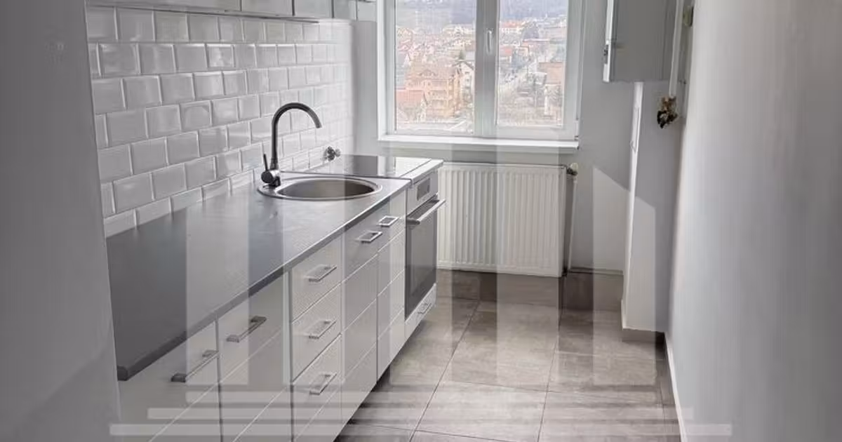 Apartament de vânzare cu 2 camere, mobilat în zona Cetate, Alba Iulia