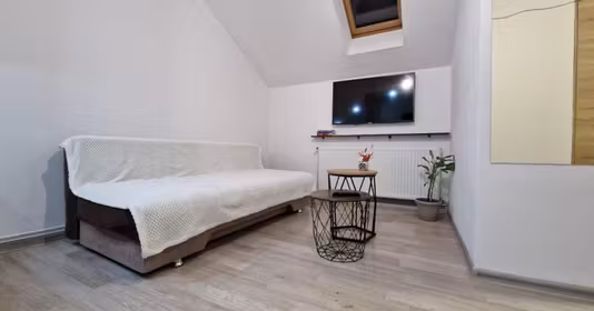 Apartament Cetate