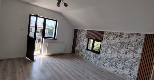 Casă Valea Lupului