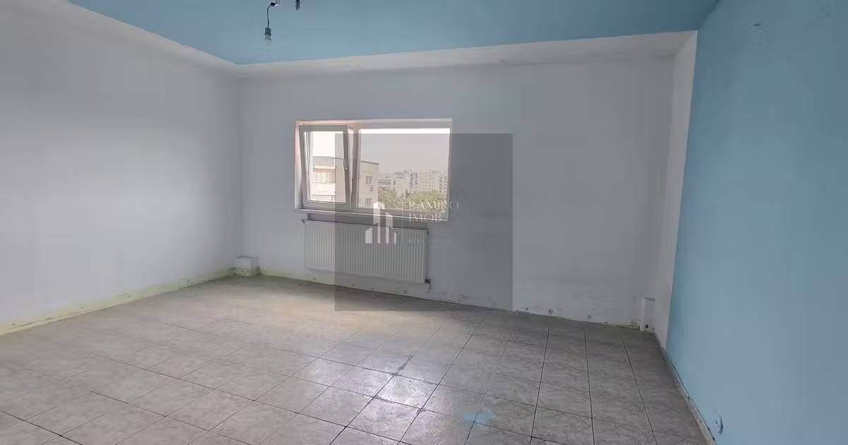 Apartament de vânzare cu 3 camere în zona Brâncoveanu, Sector 4
