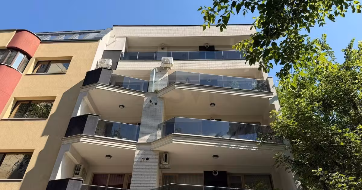 Apartament de vânzare cu 4 camere în zona Iancului, Sector 2