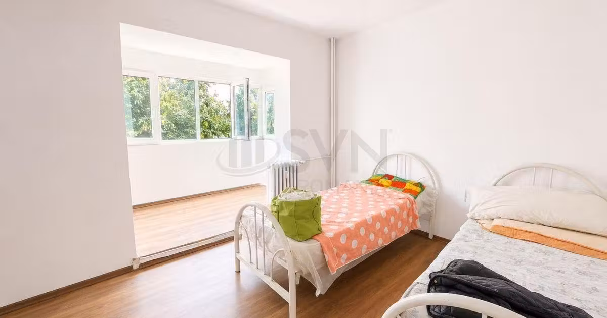Apartament de vânzare cu 3 camere în zona Lacul Tei, Sector 2