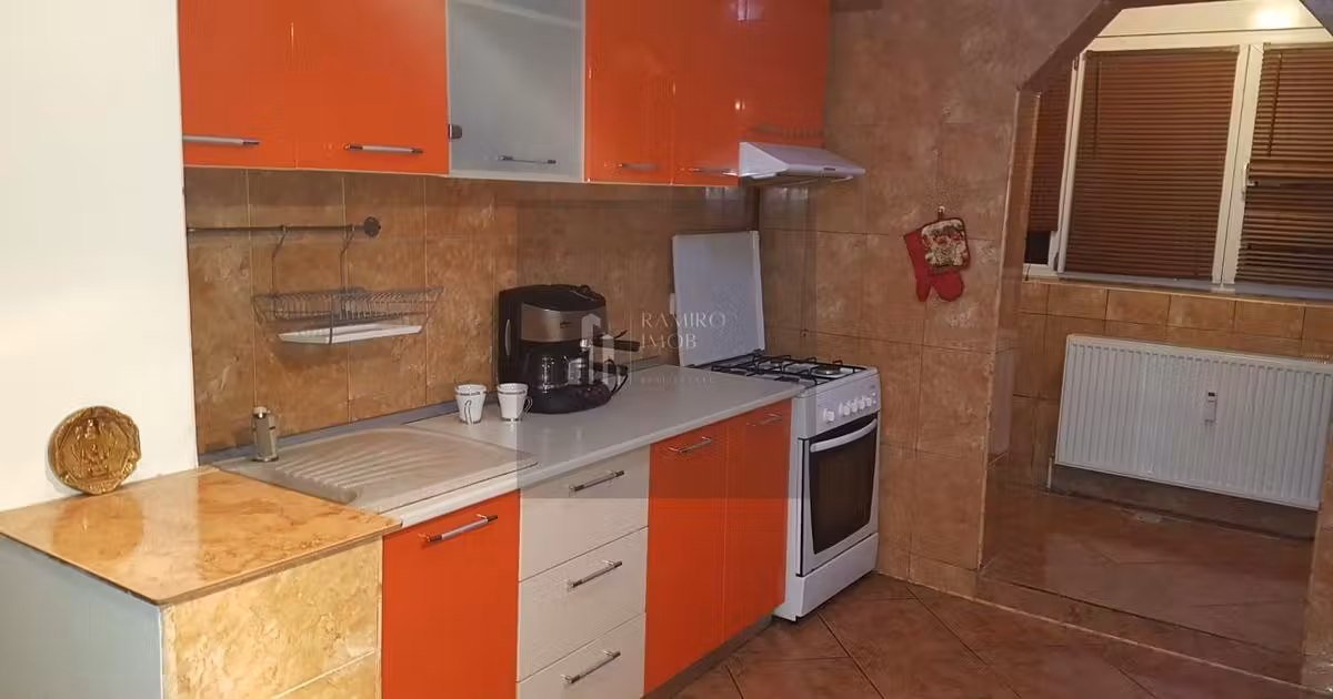 Apartament de vânzare cu 2 camere în zona Apărătorii Patriei, Sector 4
