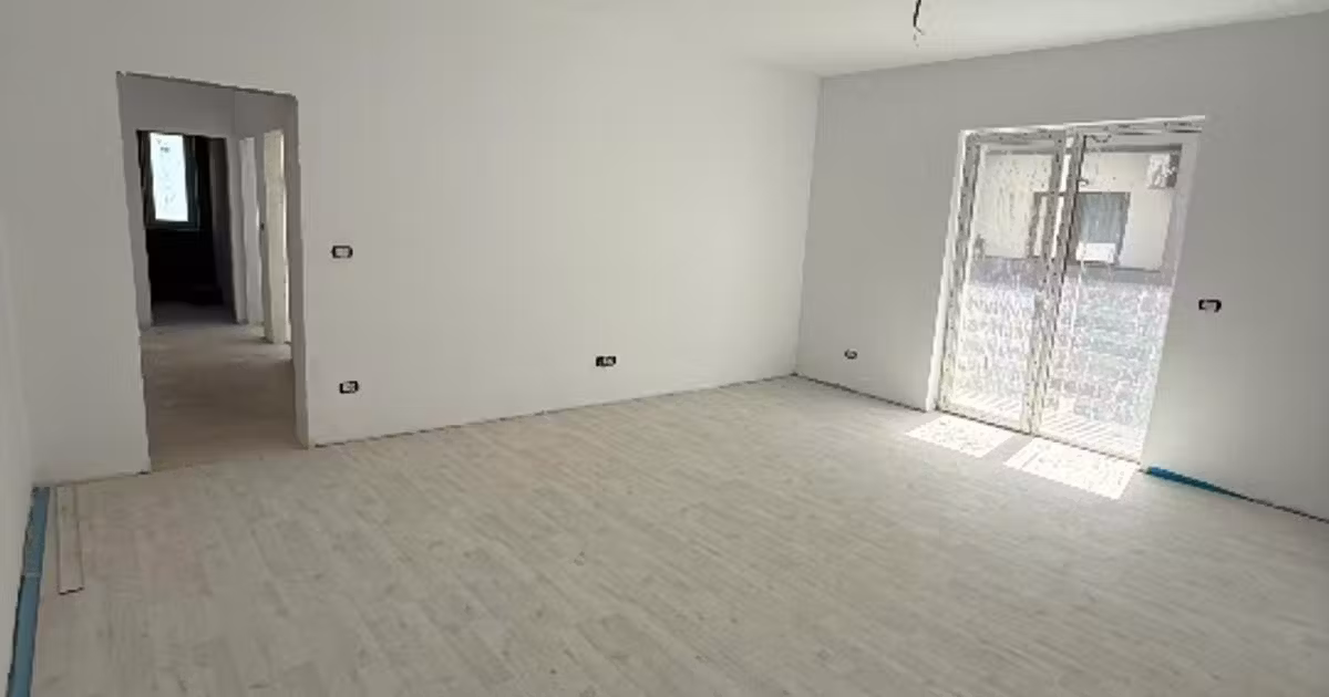 Apartament de vânzare cu 3 camere în Giroc