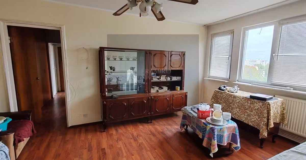 Apartament de vânzare cu 3 camere, mobilat în zona Brâncoveanu, Sector 4