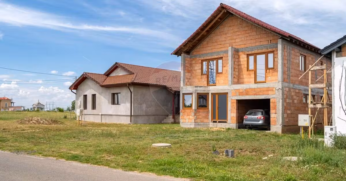 Casă individuală de vânzare cu 5 camere în Fântânele