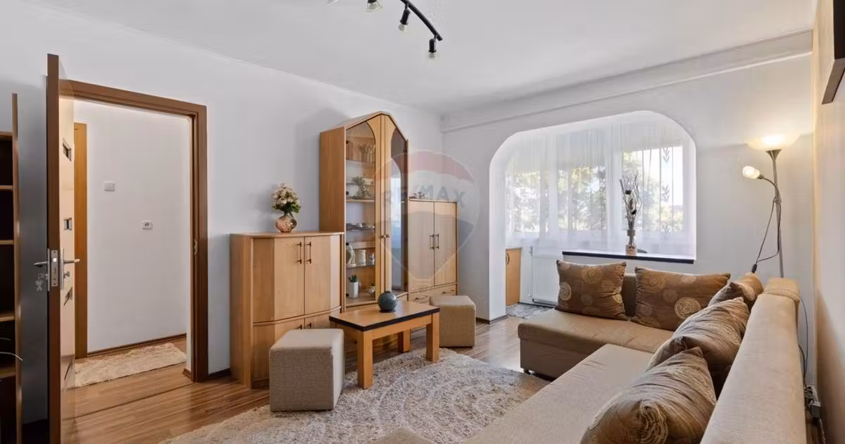 Apartament de vânzare cu 2 camere în zona Fortuna, Arad