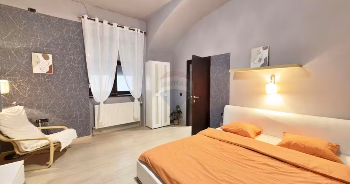 Apartament de vânzare cu 2 camere, mobilat în zona Ultracentral, Arad
