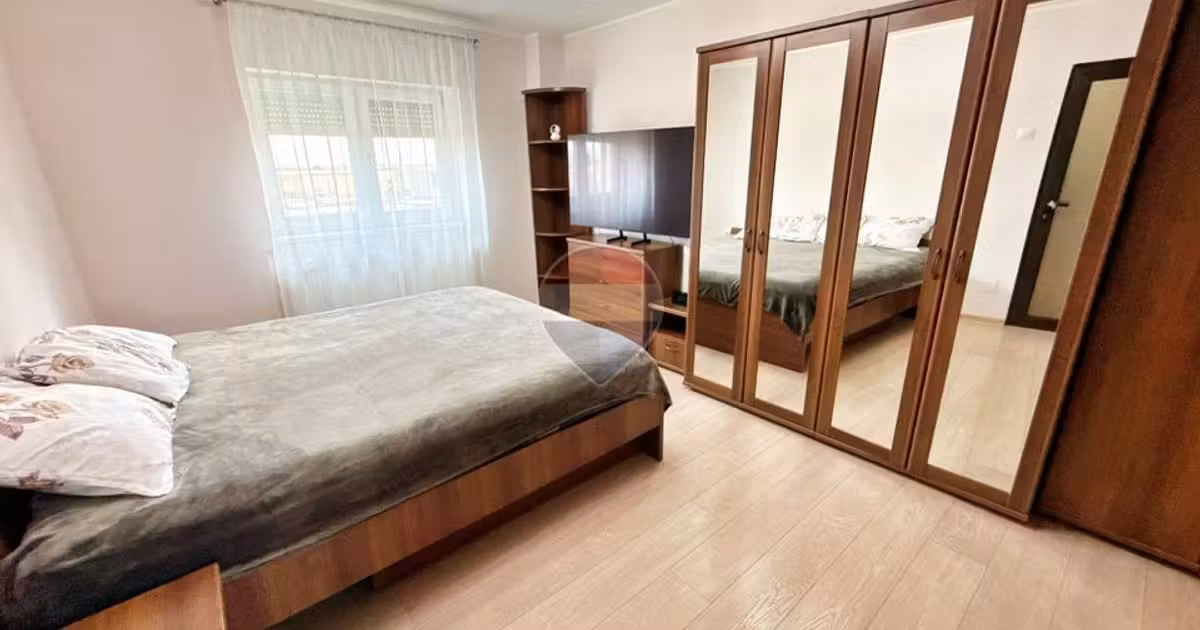Apartament de vânzare cu 2 camere, mobilat în zona Aradul Nou, Arad