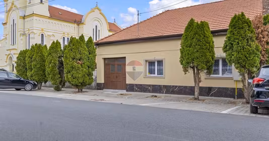 Casă Ultracentral