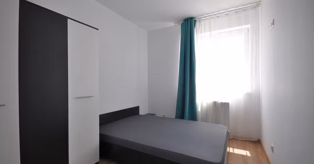 Apartament de vânzare cu 3 camere în zona Drumul Taberei, Sector 6
