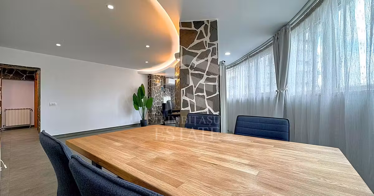 Apartament de vânzare cu 3 camere, mobilat în zona Decebal, Sector 3