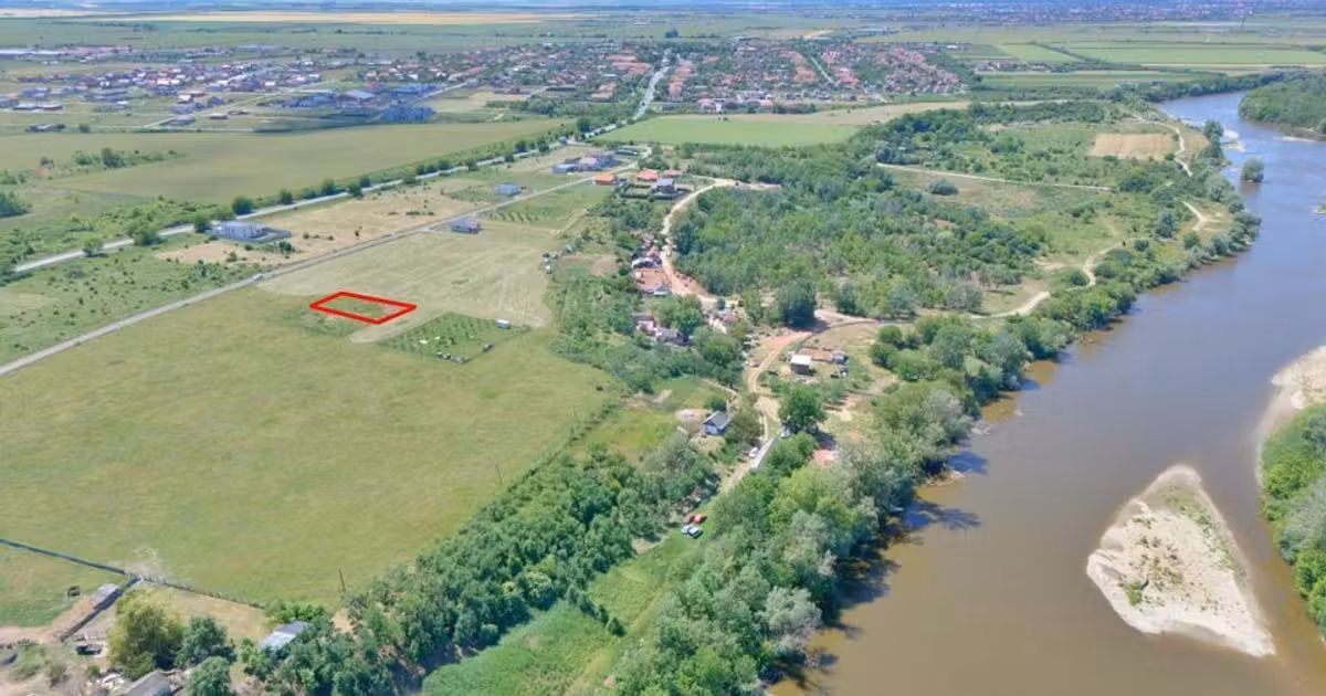 Teren Construcții intravilan de vânzare de 750 mp, în Fântânele