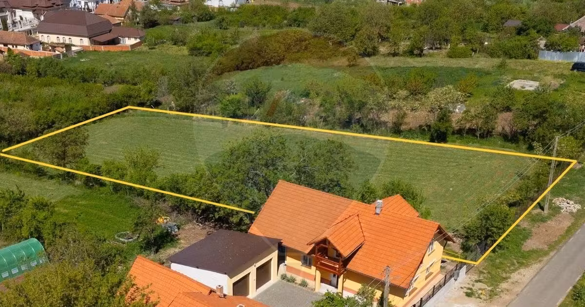 Teren Construcții intravilan de vânzare de 3225 mp, în Șiria