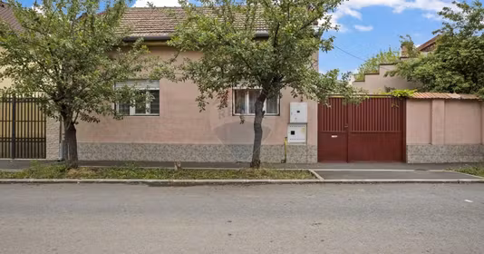 Casă Micălaca