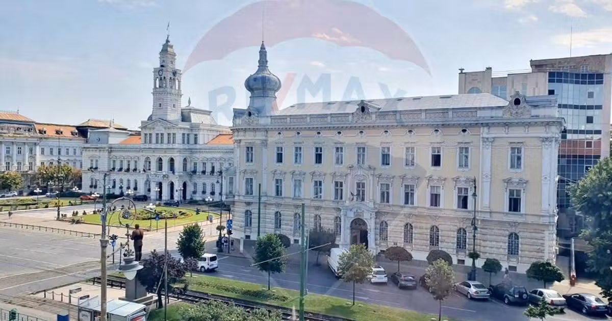 Apartament de vânzare cu 2 camere în zona Ultracentral, Arad
