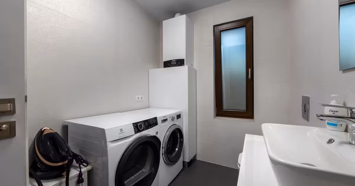 Casă individuală de vânzare cu 2 camere în Șelimbăr