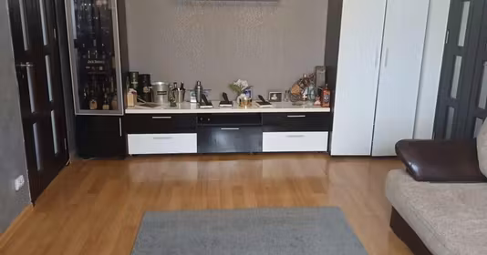 Apartament Titan