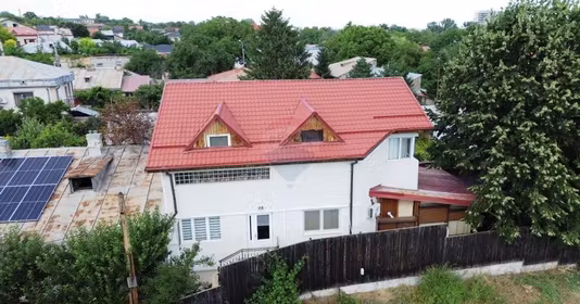 Casă Nord-Est