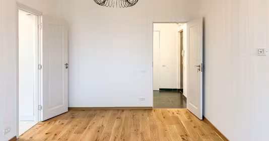 Apartament Titan