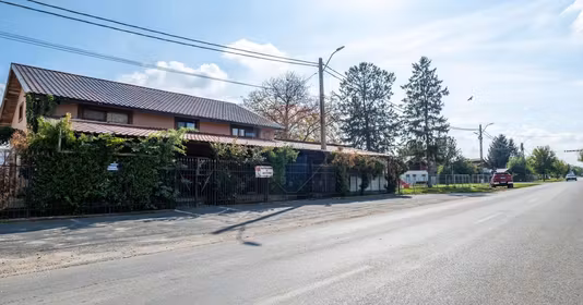 Spațiu comercial Ungureni (Corbii Mari)