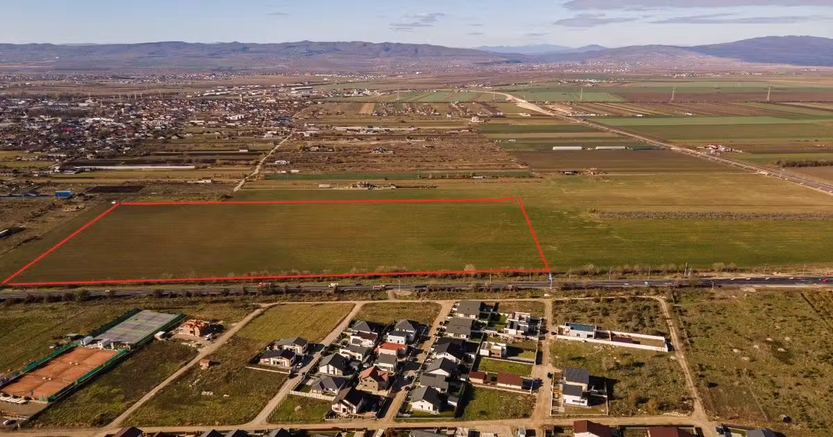 Teren Construcții intravilan de vânzare de 69171 mp, în zona Nord, Focșani