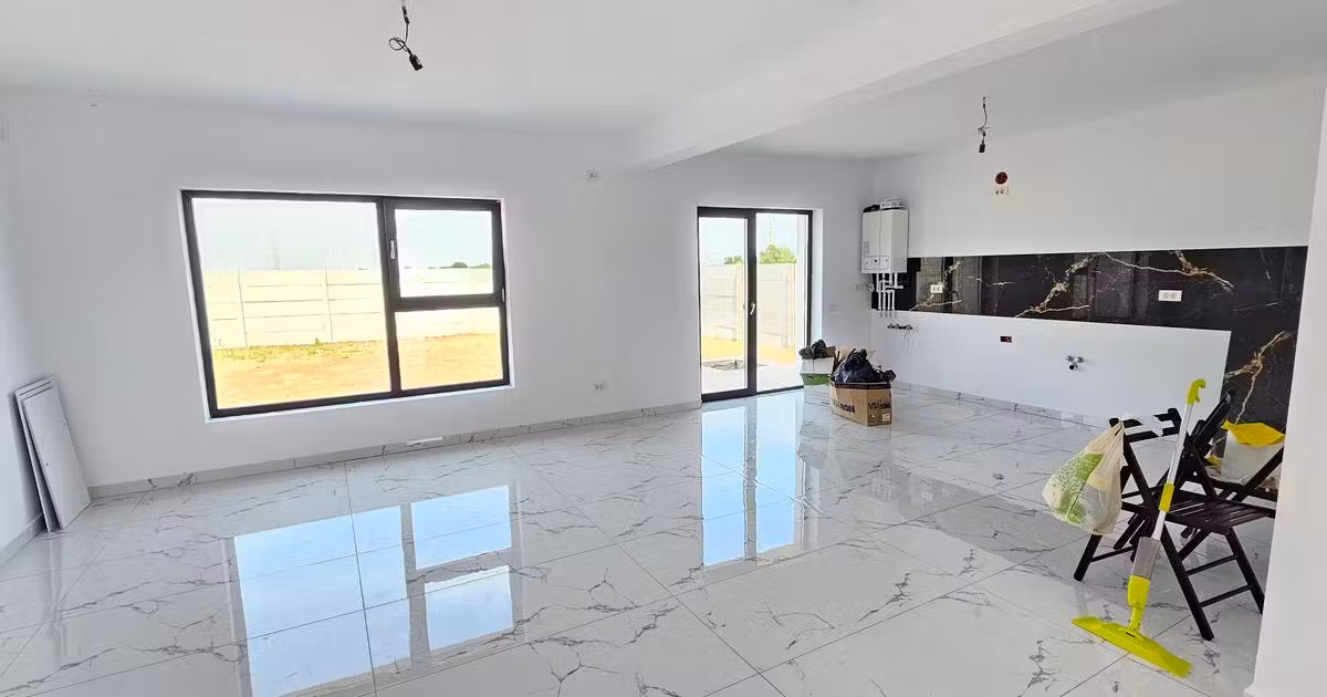 Casă individuală de vânzare cu 5 camere în Berceni