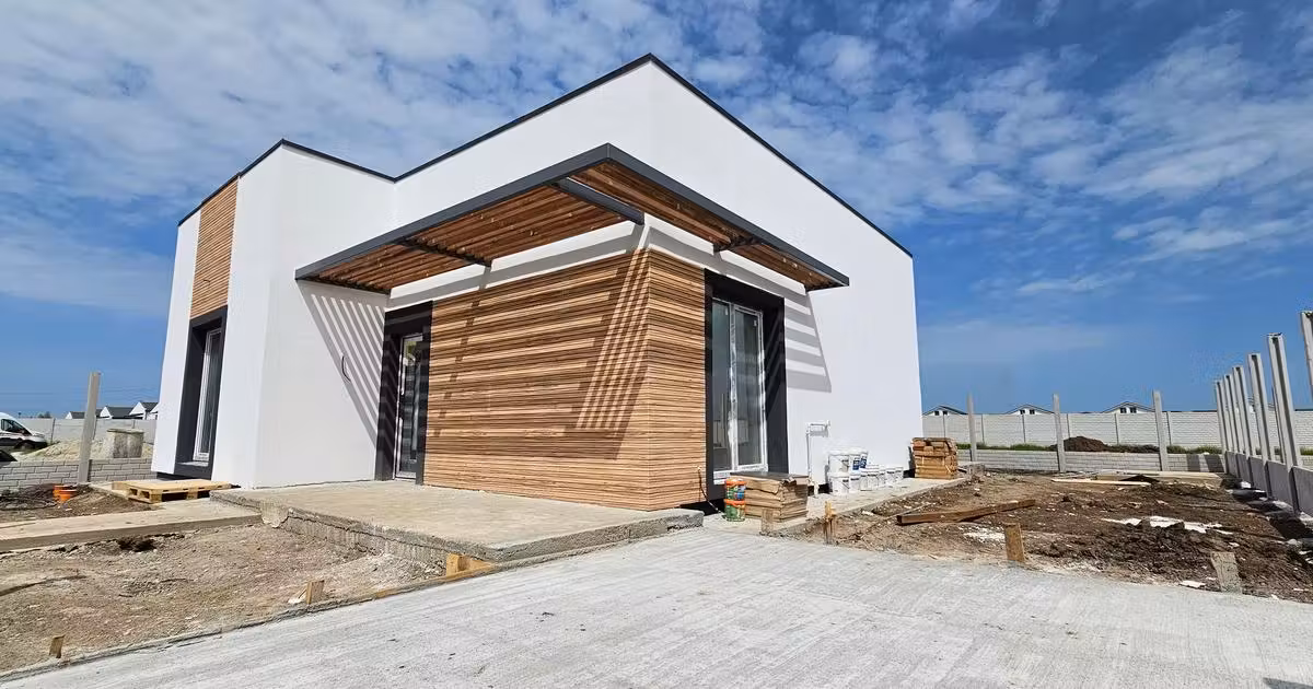 Casă individuală de vânzare cu 4 camere în Berceni