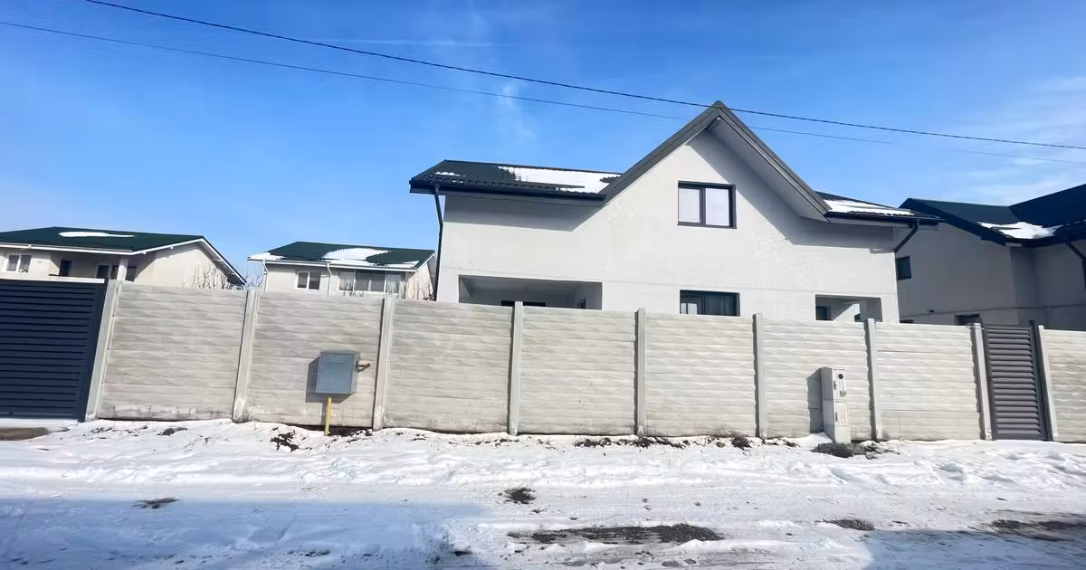 Casă individuală de vânzare cu 4 camere în Berceni
