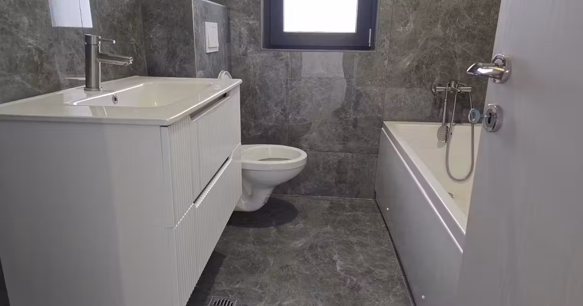 Casă de vânzare cu 4 camere în Berceni